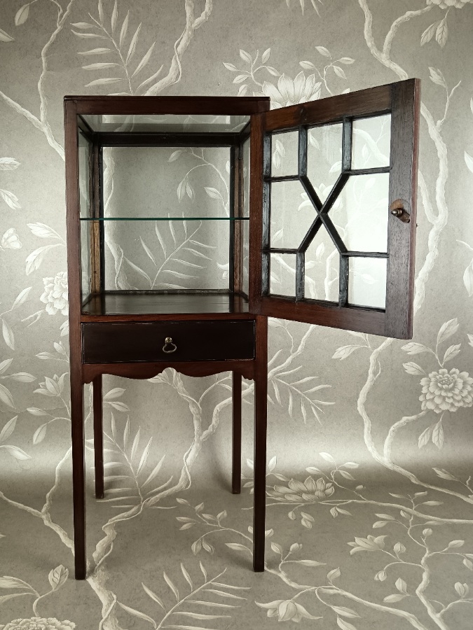 Georgian Display Cabinet (1).jpg